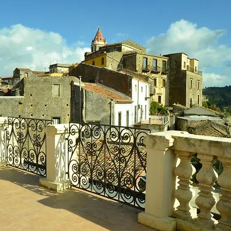 Cento Tari' Guest house 3*